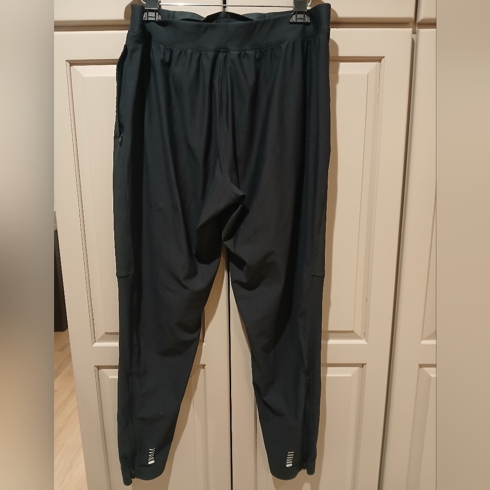 Under Armour Men's Black Jogger Pants Xl - Picture 5 of 9